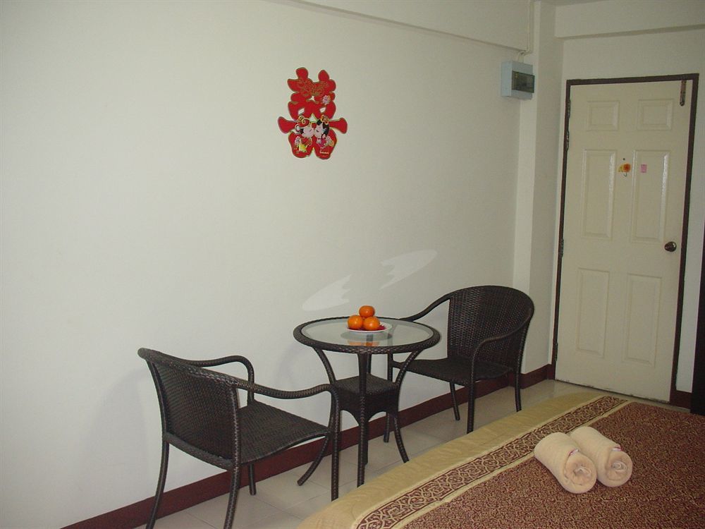The European Place Inn