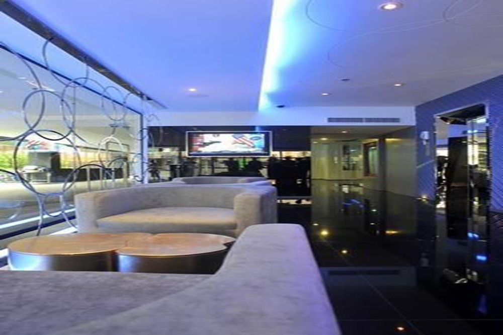 Western Sukhumvit 20 Hotel 4*