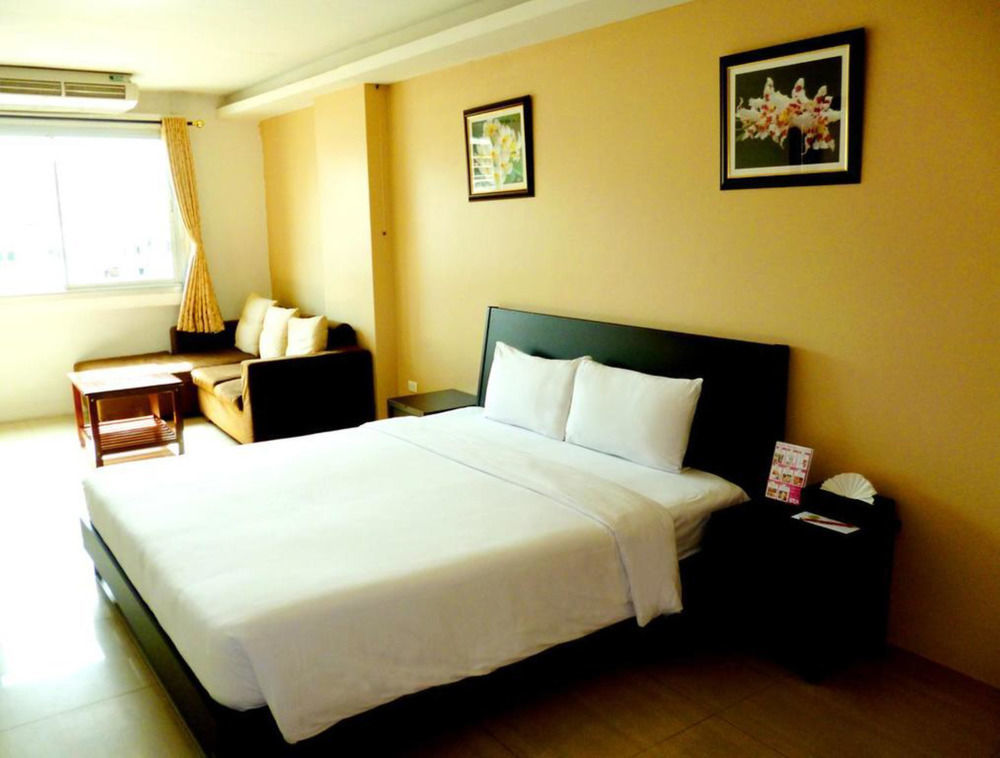 Centric Place 3*