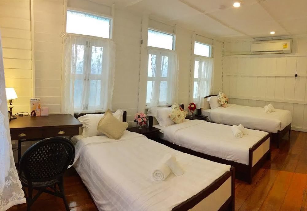 Baankachitpan Bangkok Hotel *