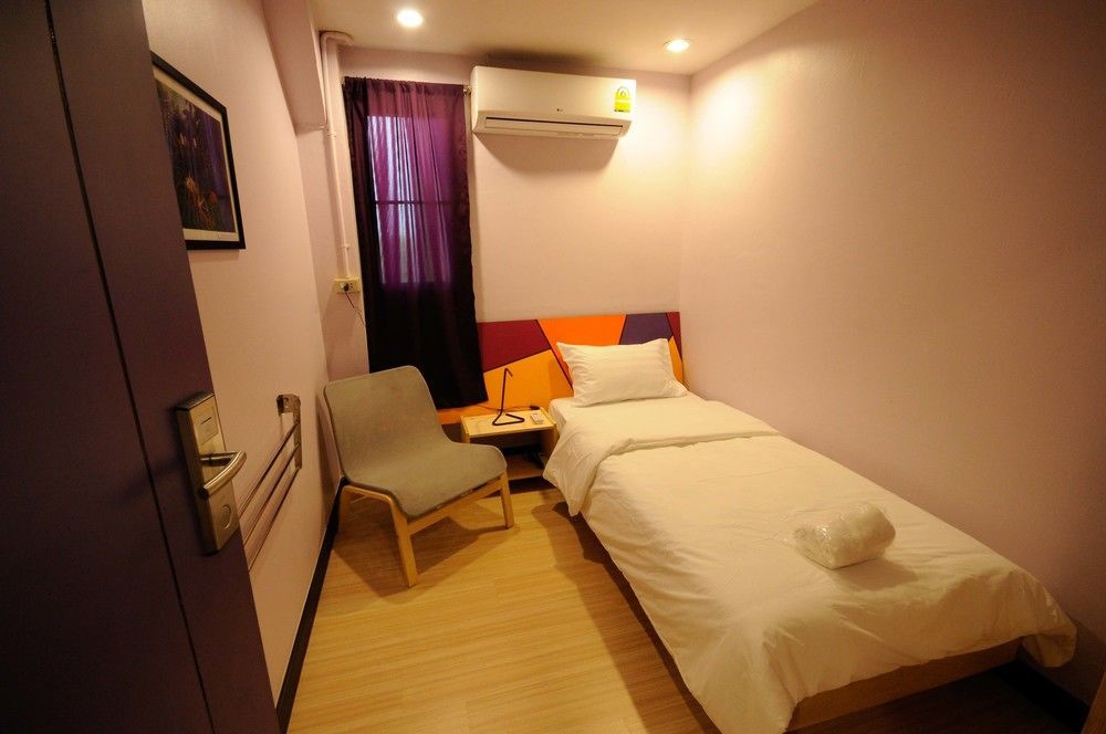 Room@vipa Hostel Bangkok