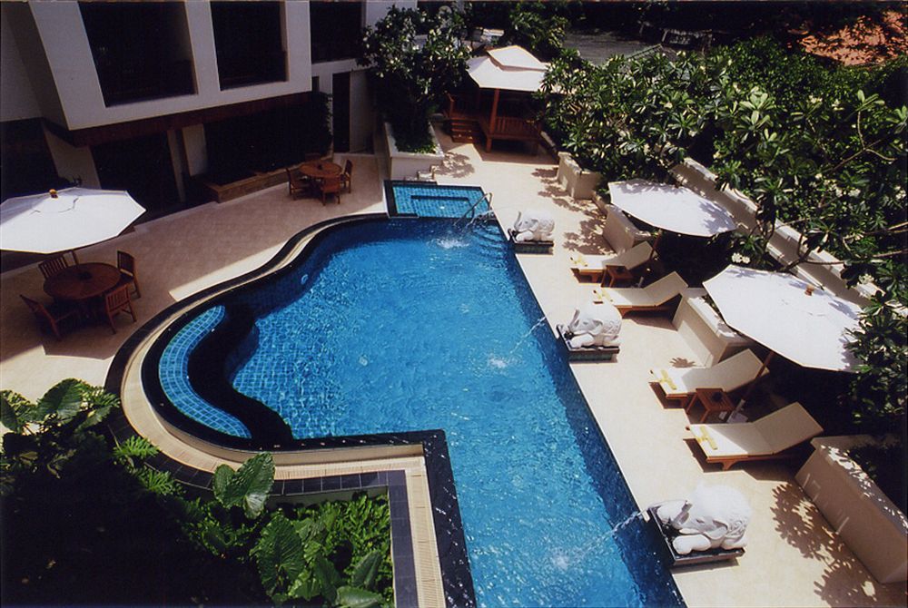 Gardengrove 4*