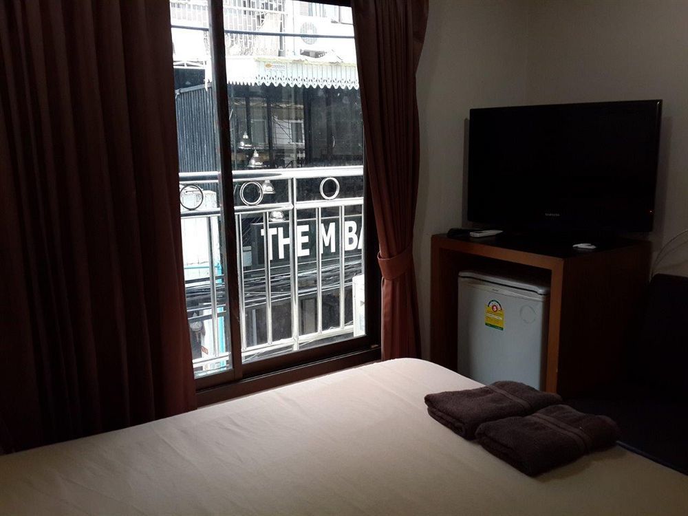 White Orchid Ii Hotel
