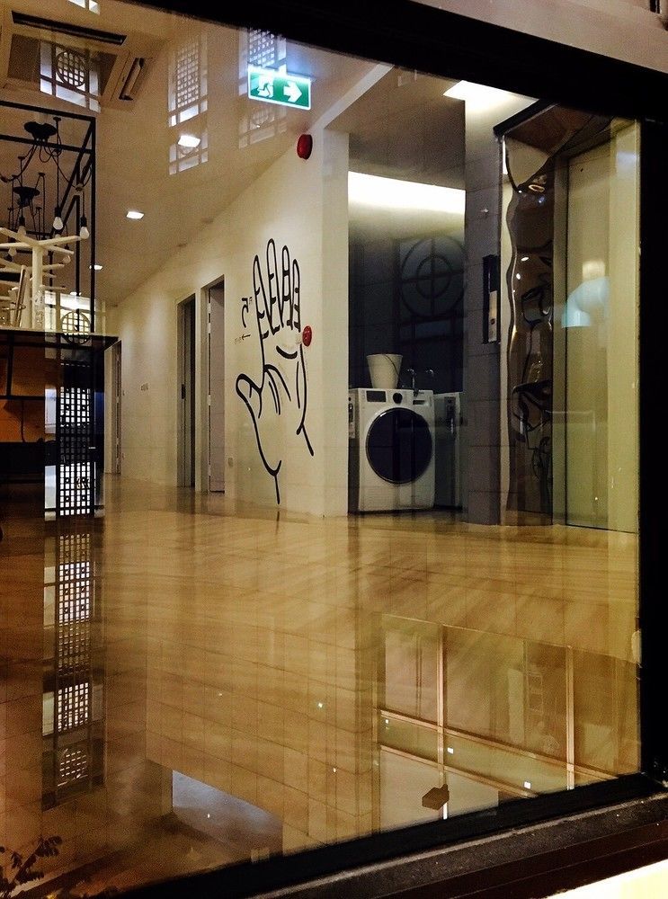 Hostel Liveitup Asok By D Varee Bangkok