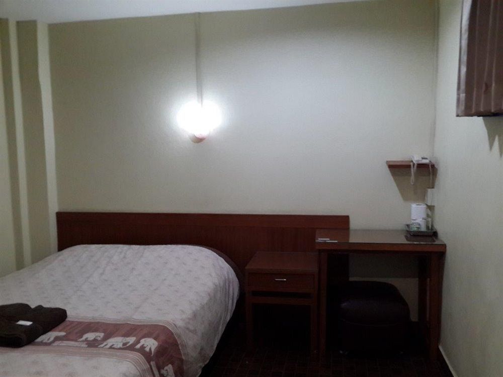 Orchid Place Penginapan *