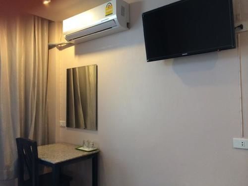 Suksawad Hotel 2*