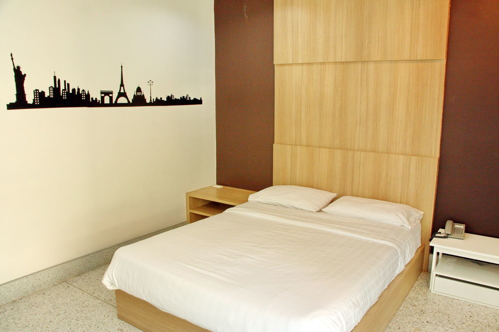 Hotel The Fifth 2*