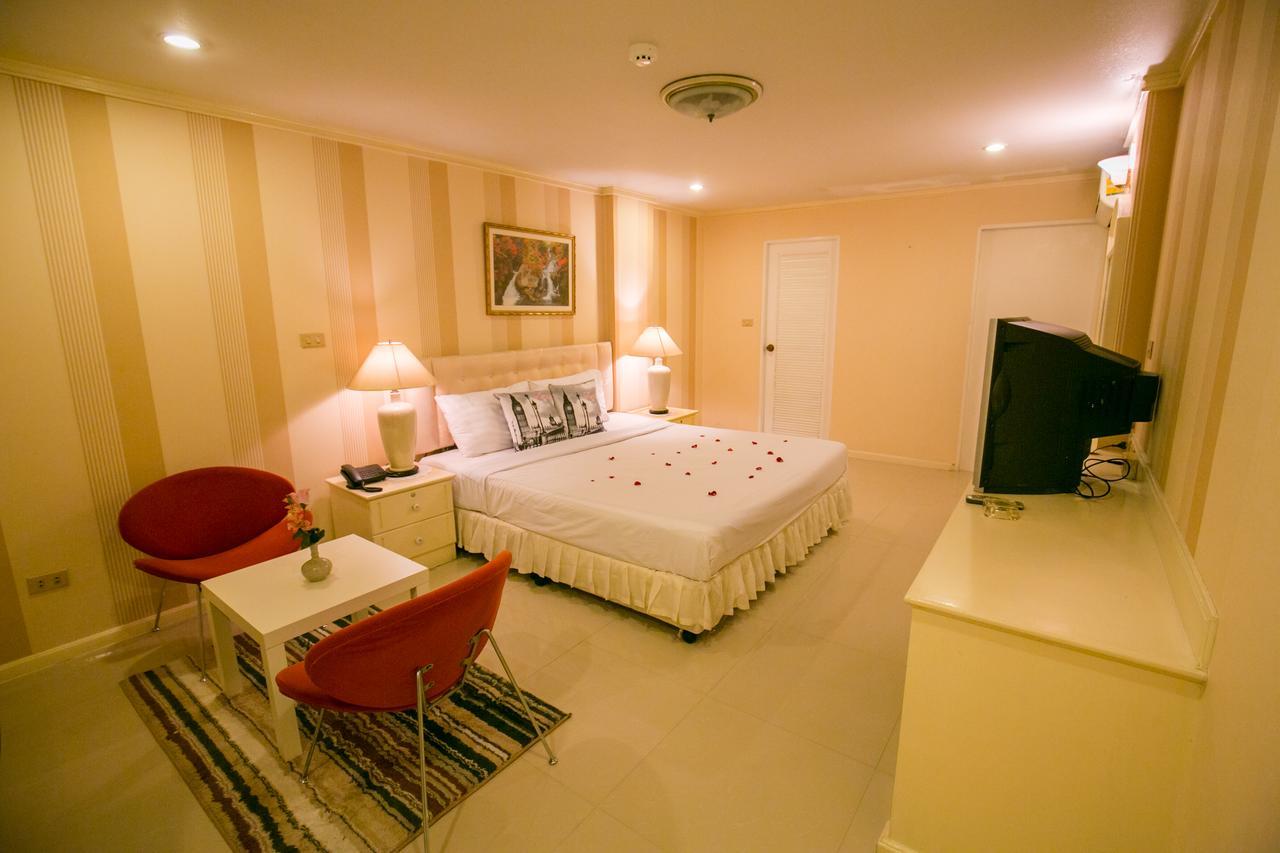 Hotel Le Paradis Bangkok