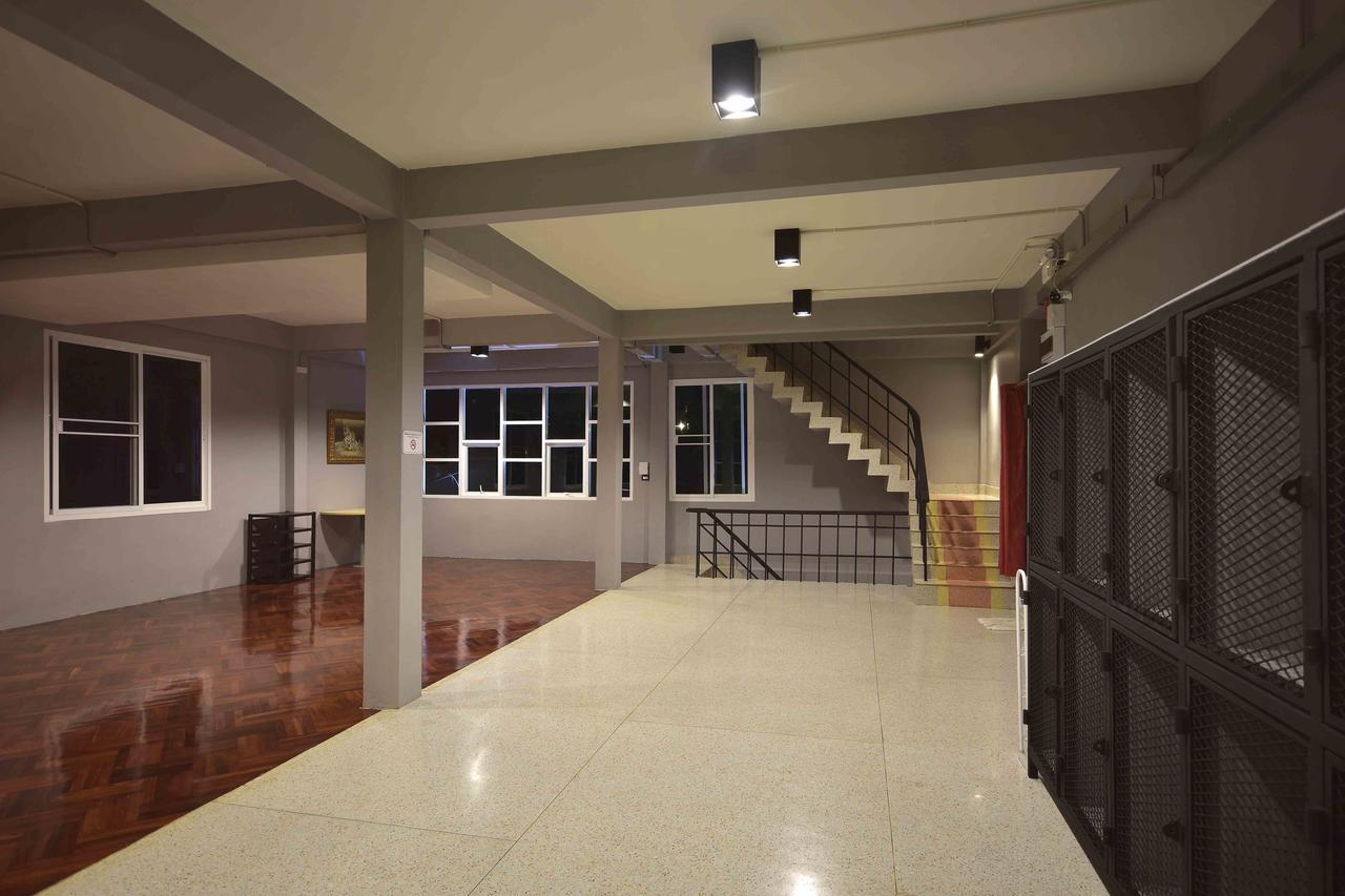 Hostel Stations