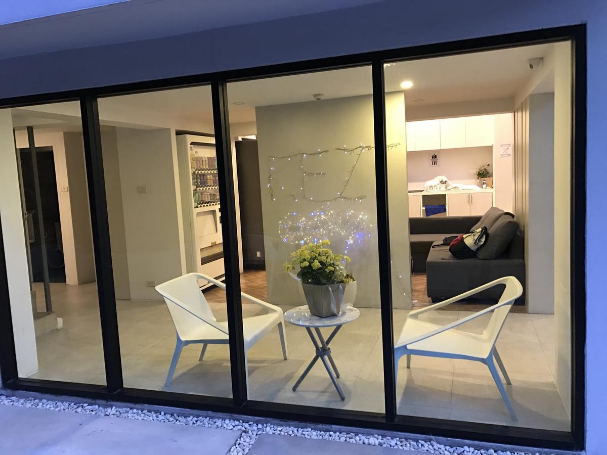 Rezt Hostel Bangkok
