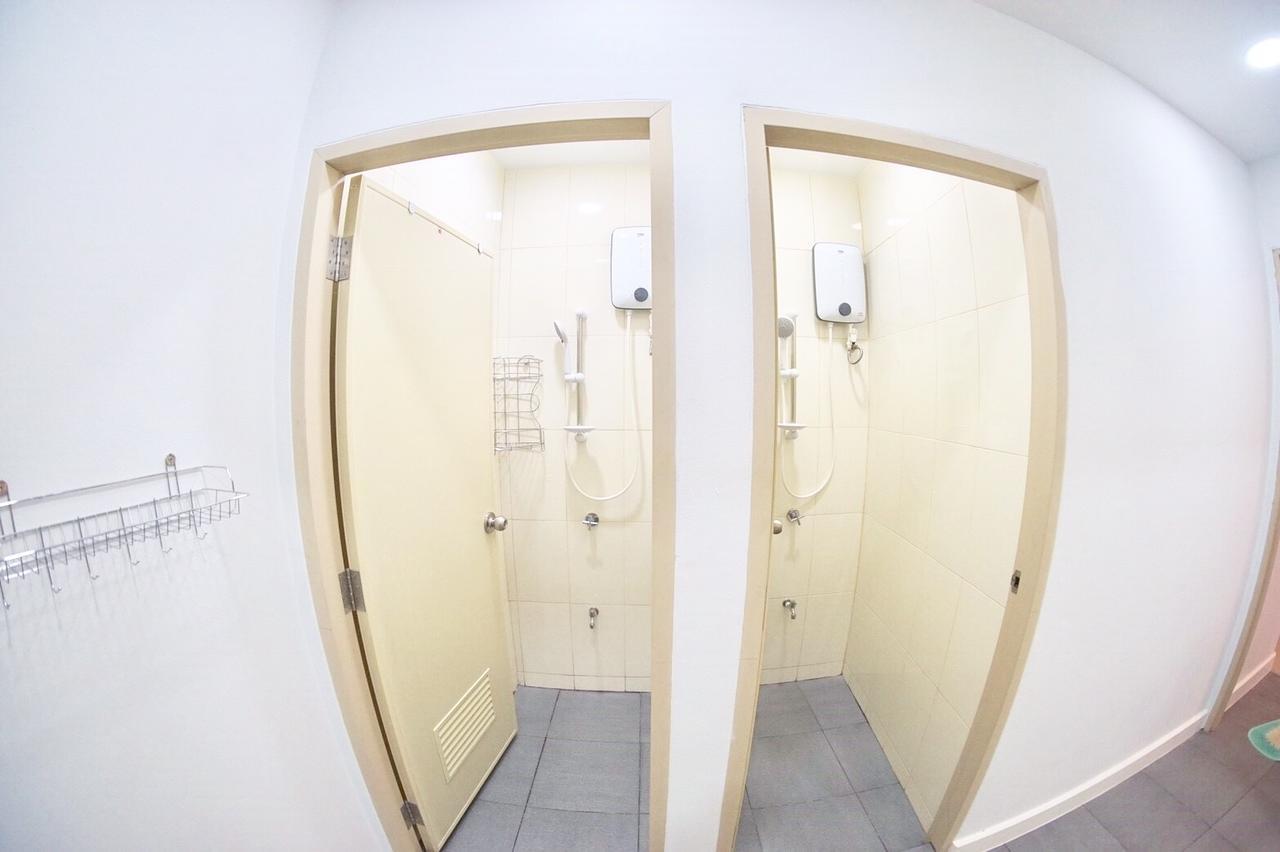 Trog And Soi (adults Only) Hostel *