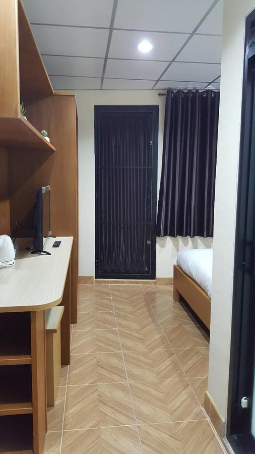Hotel Double D & Cafe 2*