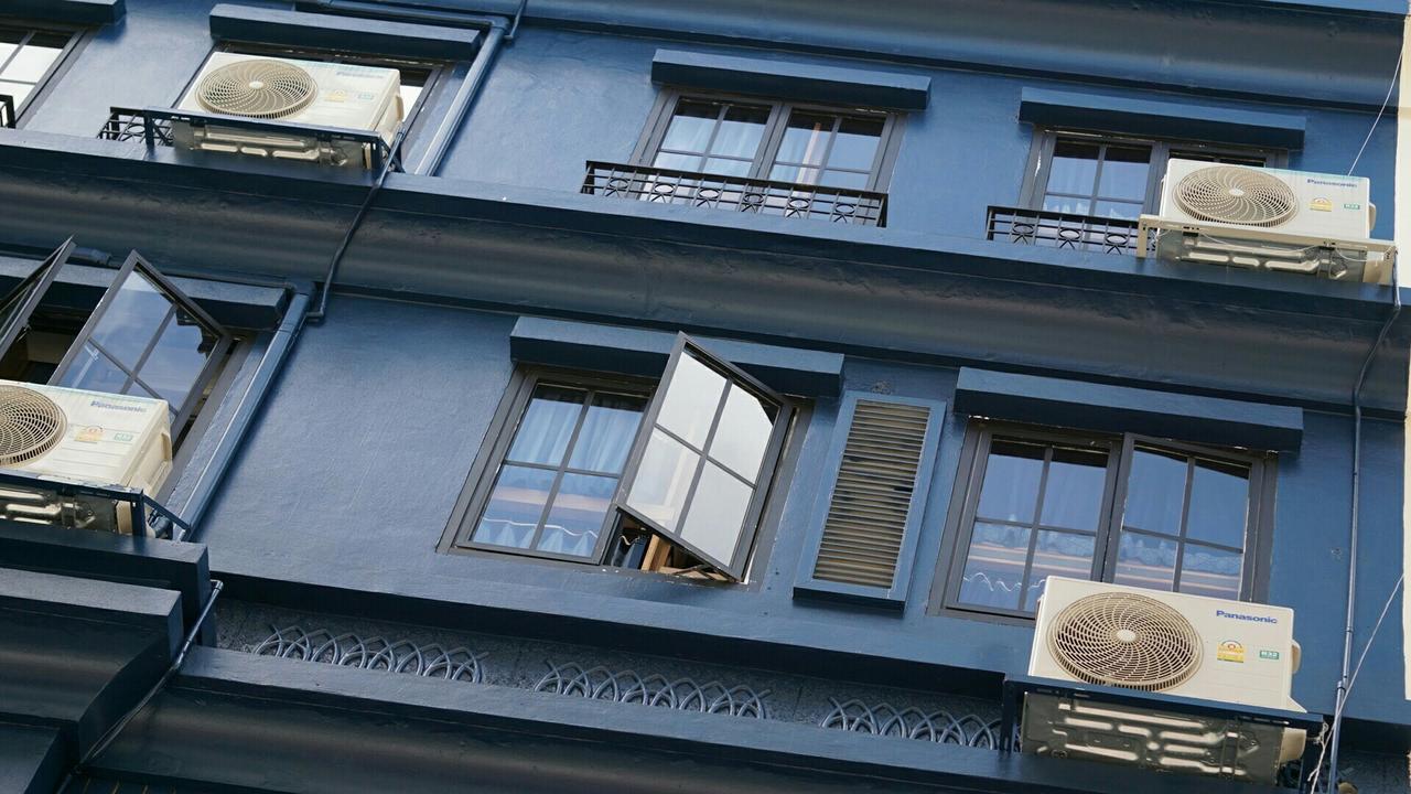 Natee Hostel