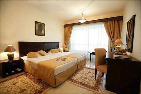 Centric Place 3*
