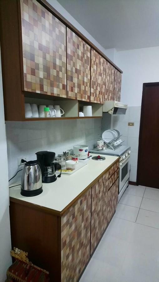 Guest house Taina's Sukhumvit 2*