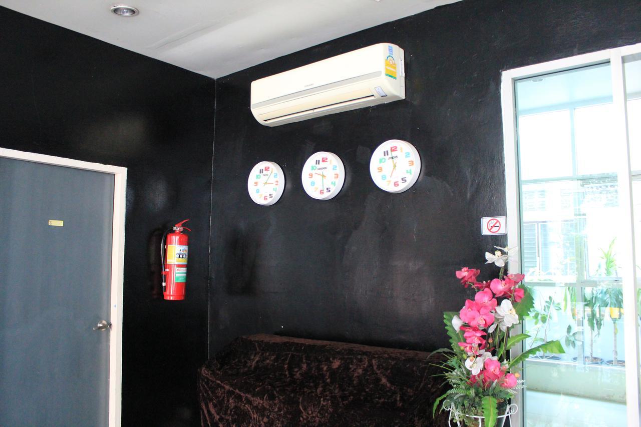 Hostel The At Fifty Bangkok