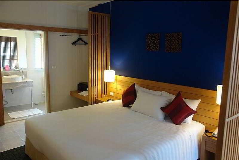 The Embassy Sathorn Hotel 3*
