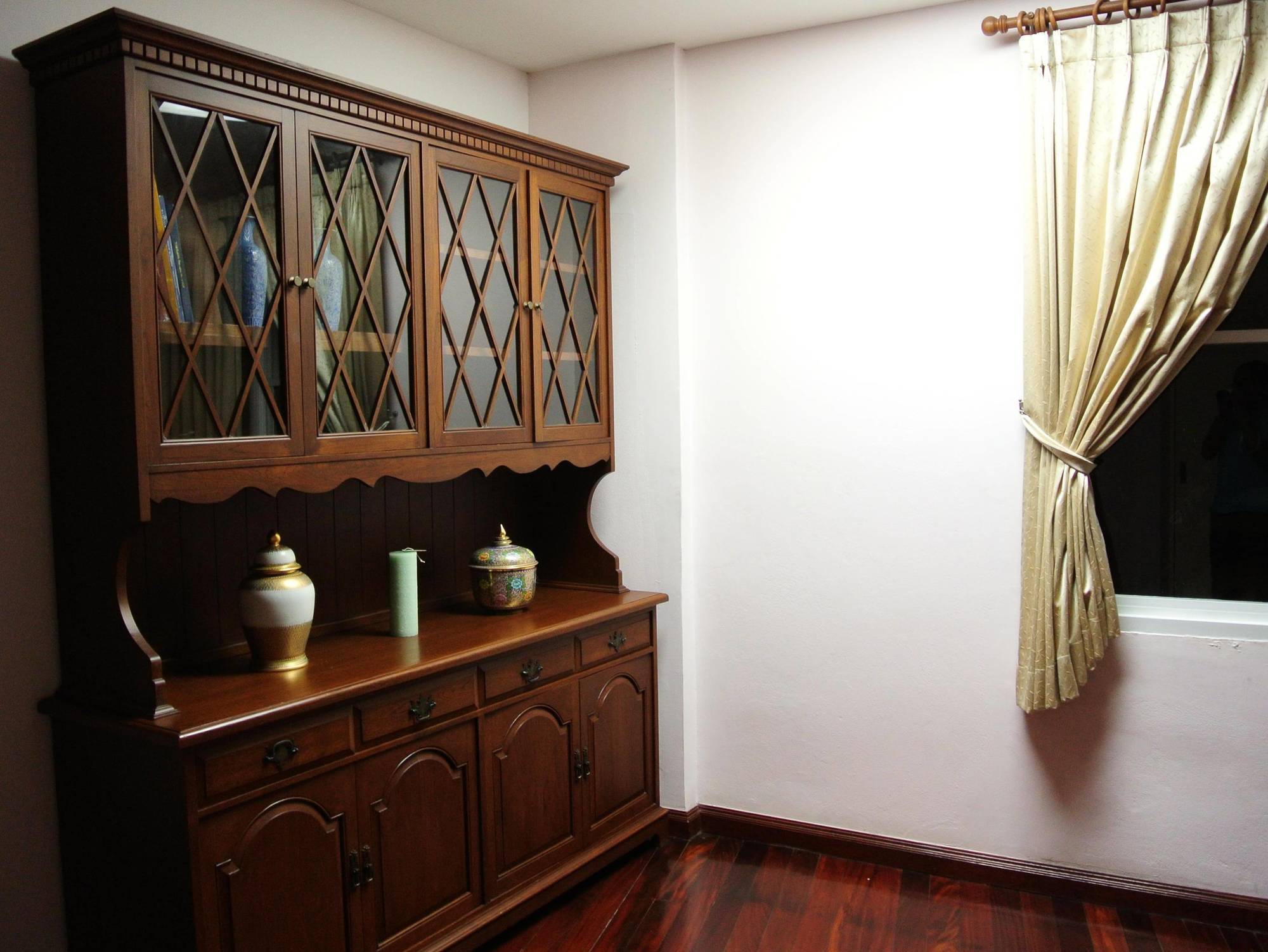 Baan Manusarn Bed & Breakfast 2*