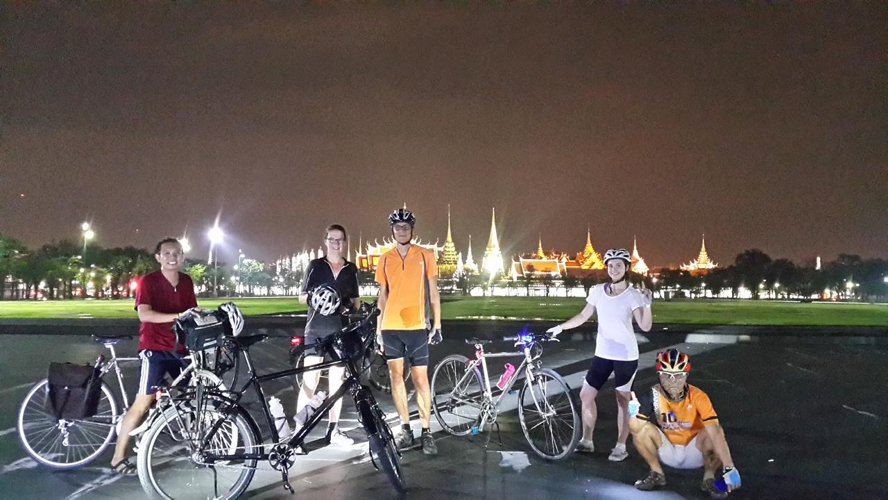 Spinning Bear * Bangkok