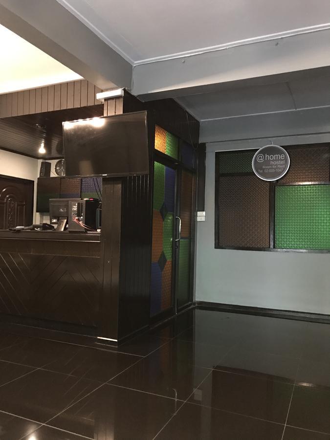Add Vipavadee 42 Hostel *