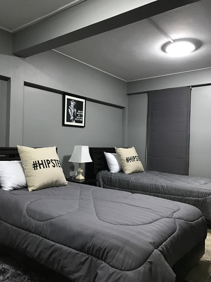 Hostel Add Vipavadee 42 *
