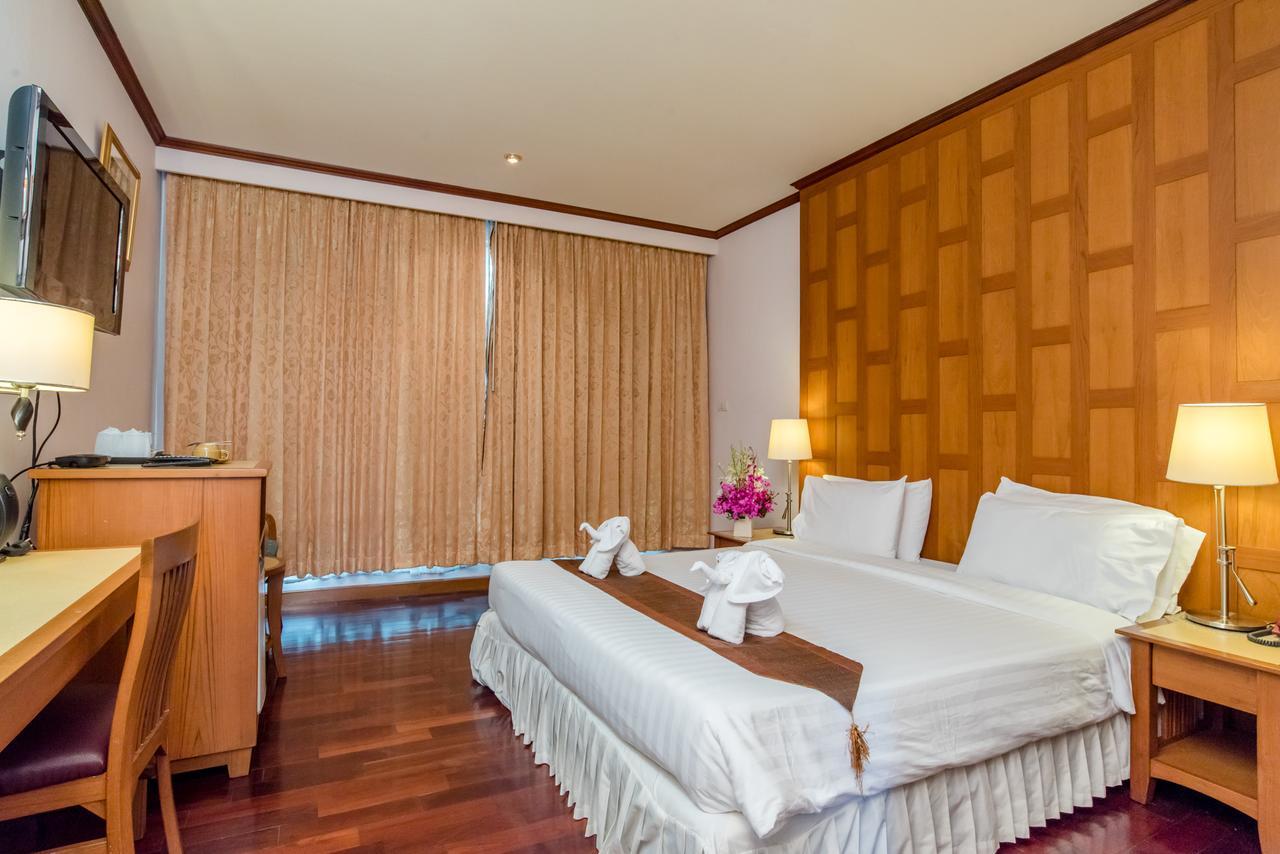 New Siam Riverside Hotel