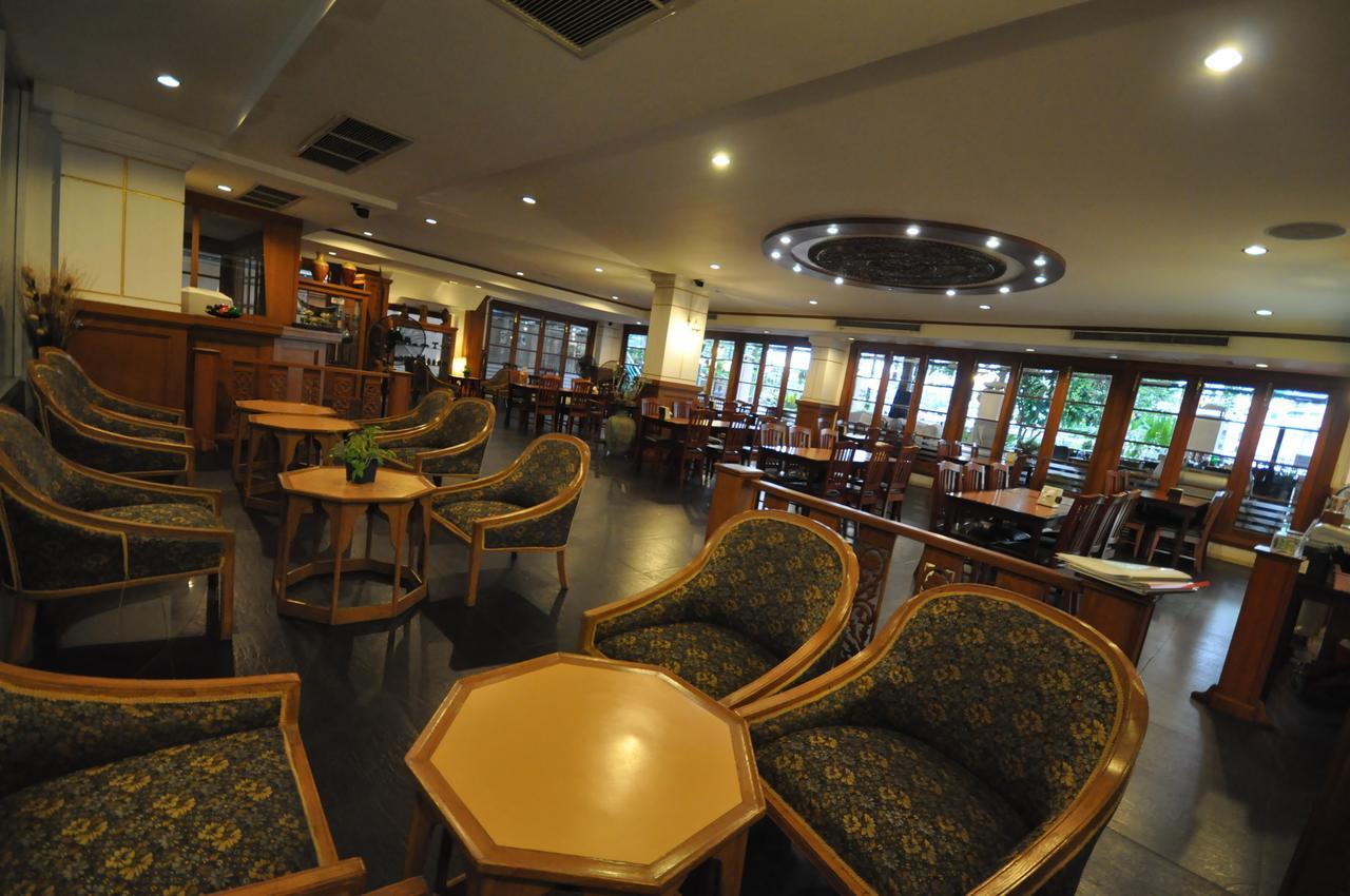 New Siam Riverside Hotel 3*