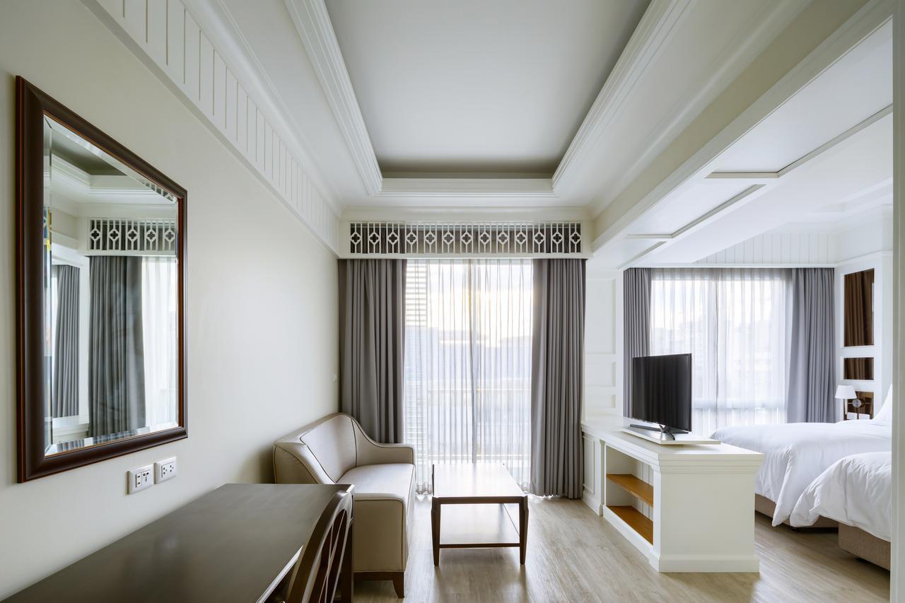Siam Tharadol Hotel Bangkok