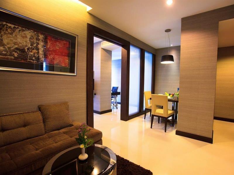 Furamaxclusive Asoke, Hotel 4*