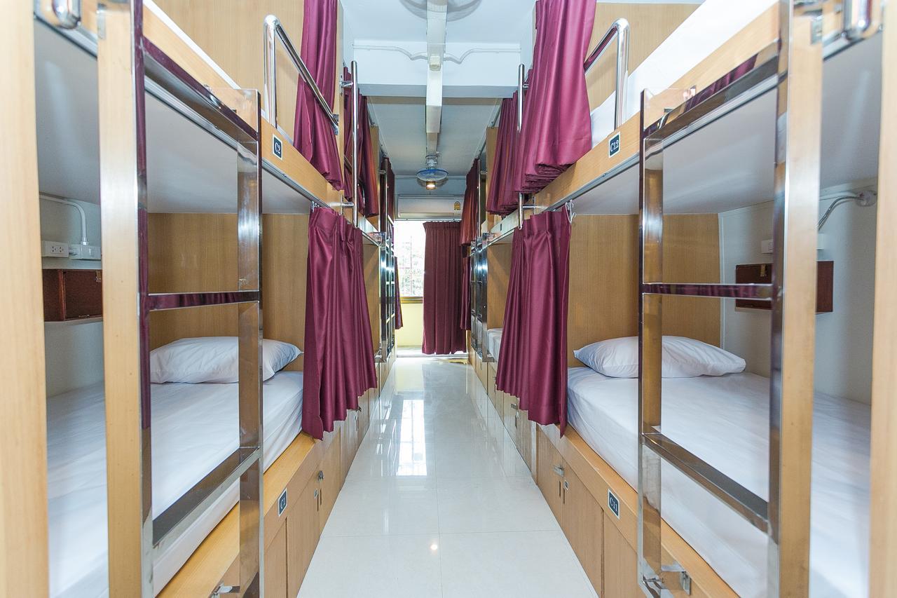 Alphabed Hostel Bangkok