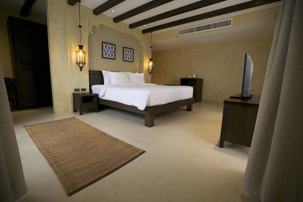 Dewan Hotel Bangkok