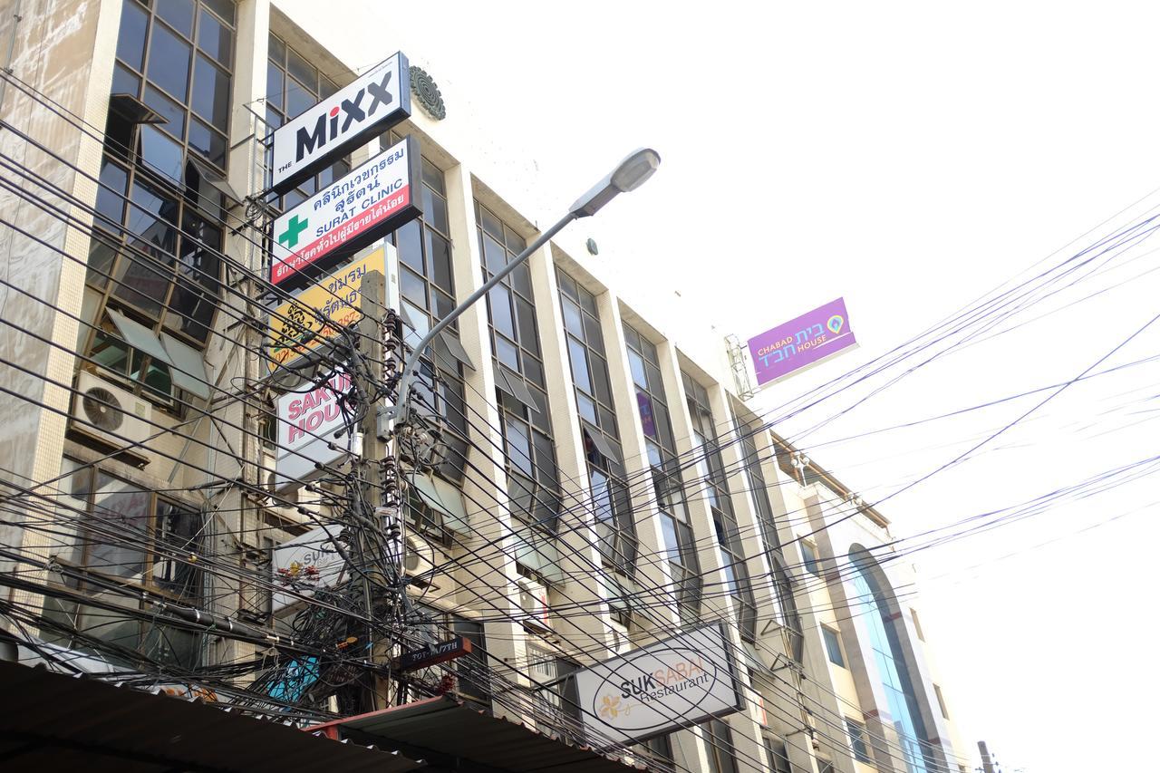 Hostel With The Mixx Bangkok