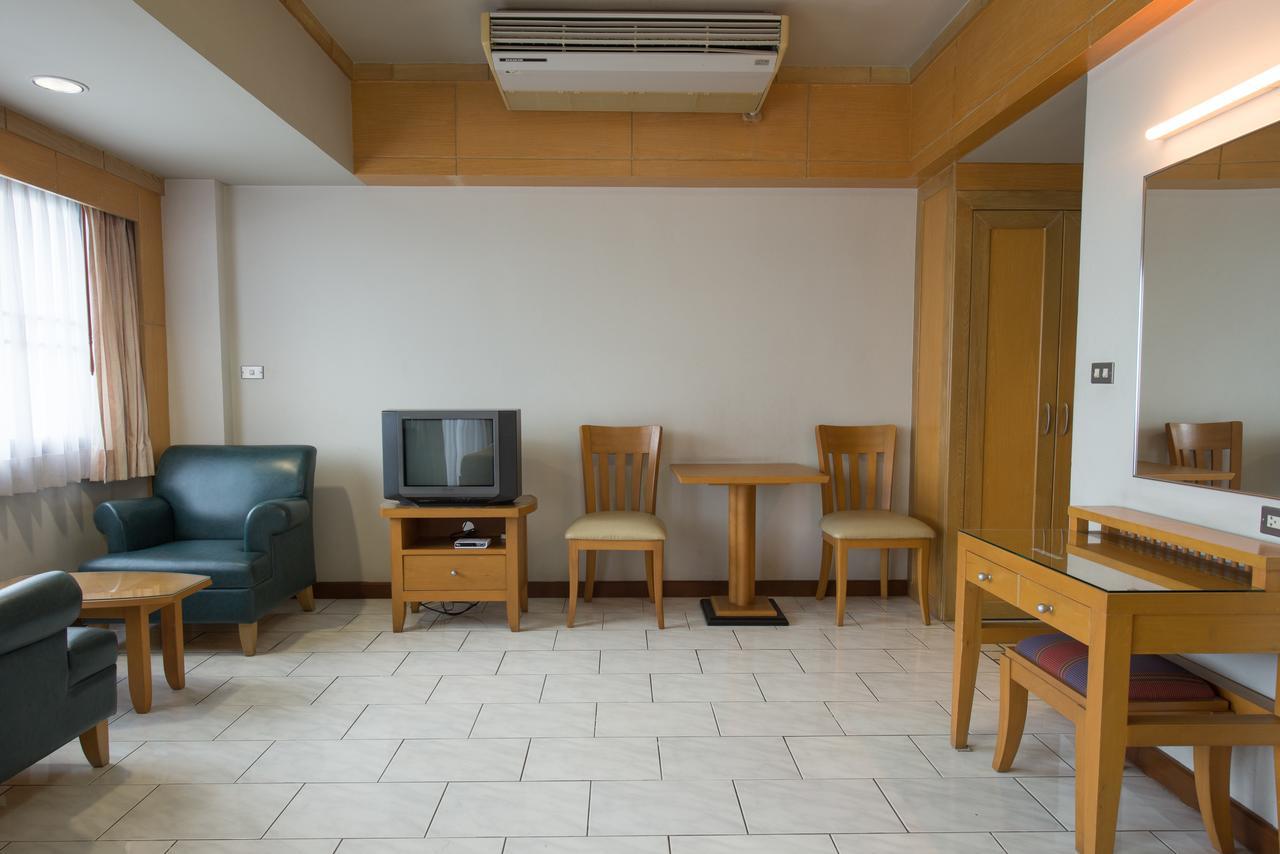 Baan Pratoom Aparthotel