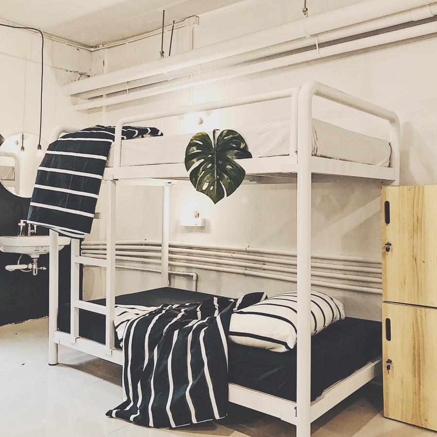 Beige Poshtels + Netflix * Bangkok