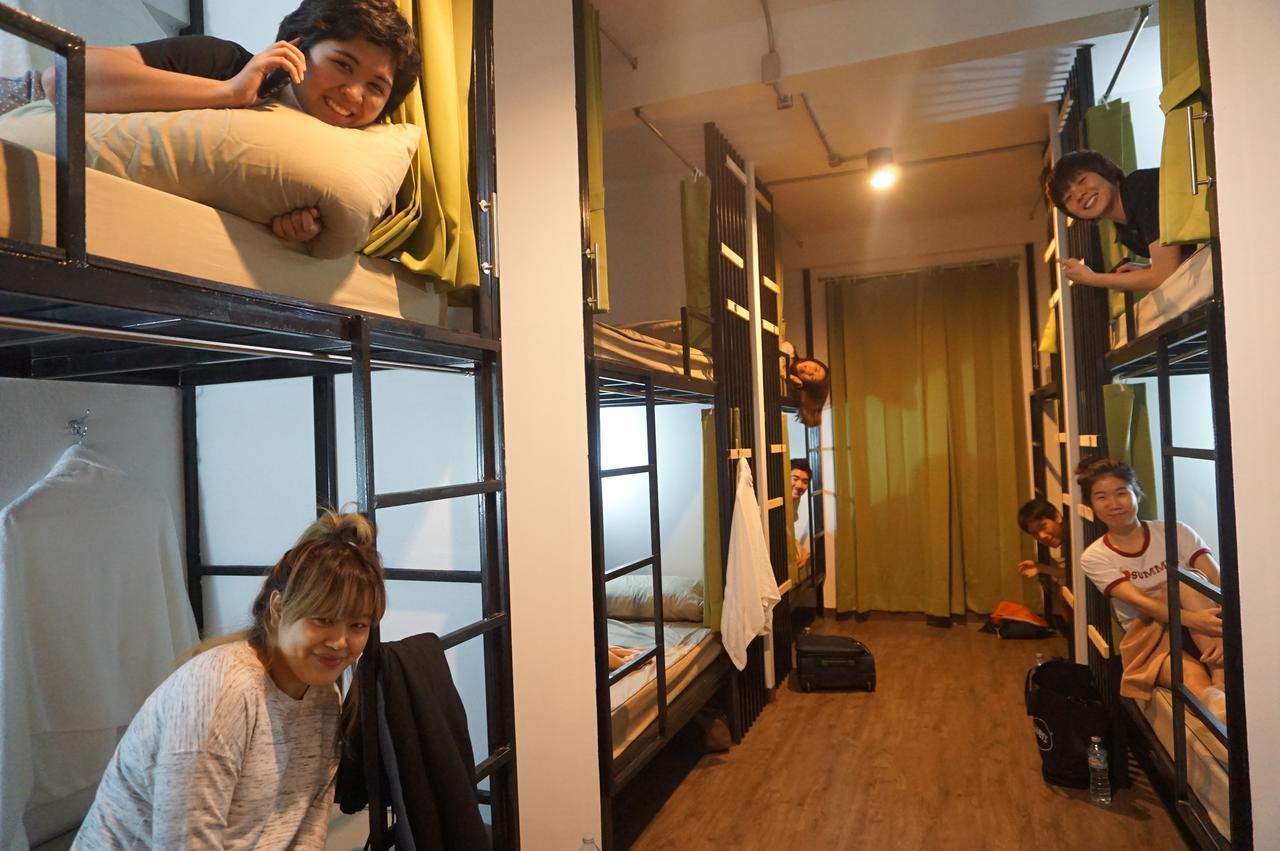 Asrama Feel Good Bangkok Hostel *