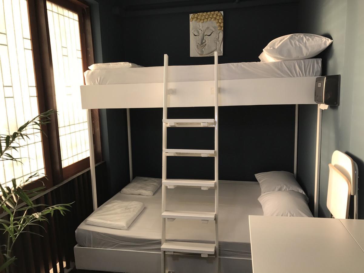 Tenten Hostel *
