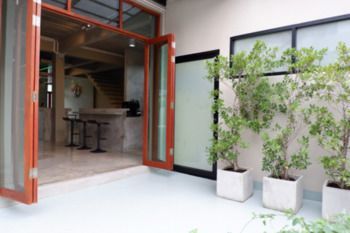 Home'81 Guest house Bangkok
