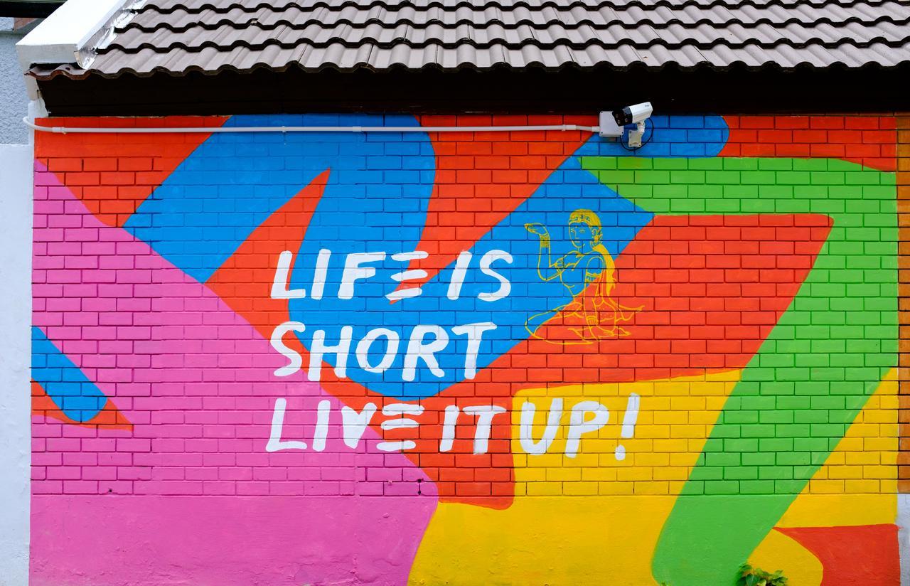 Liveitup By D Varee Asrama