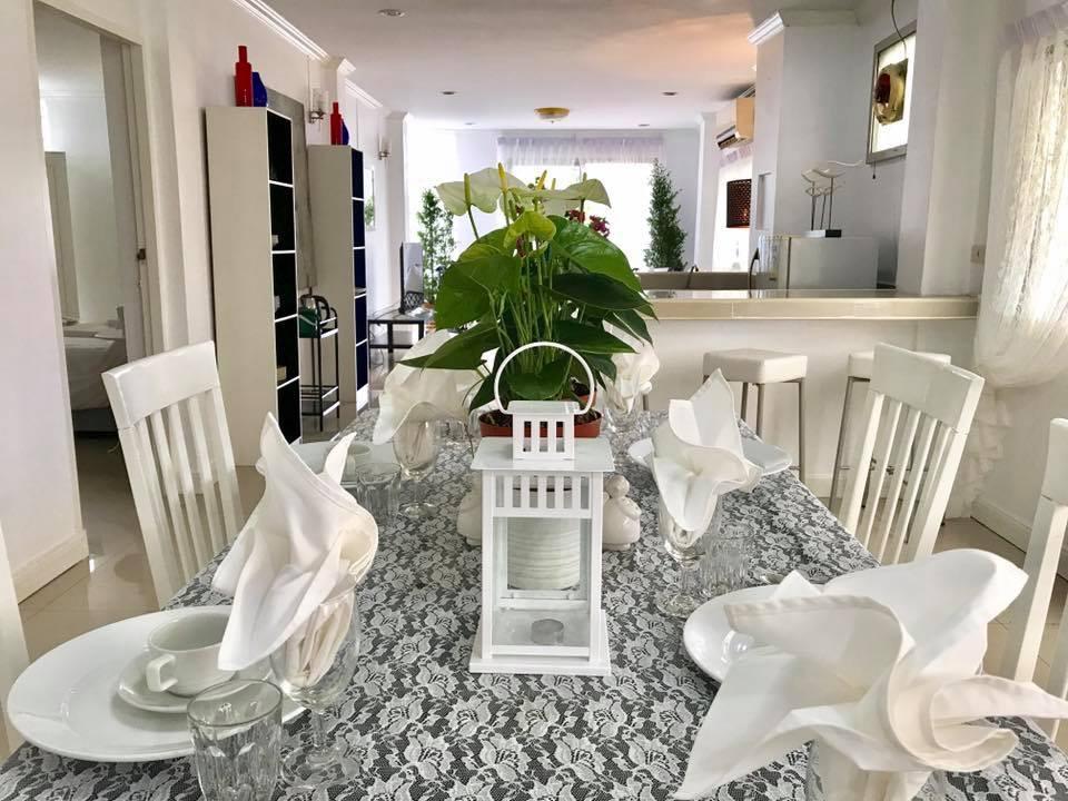 Waterside Inn *