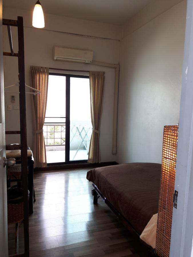 Lamphuhouse Hotel *