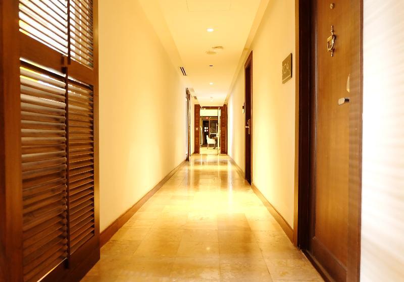 S33 Compact Sukhumvit Hotel Bangkok