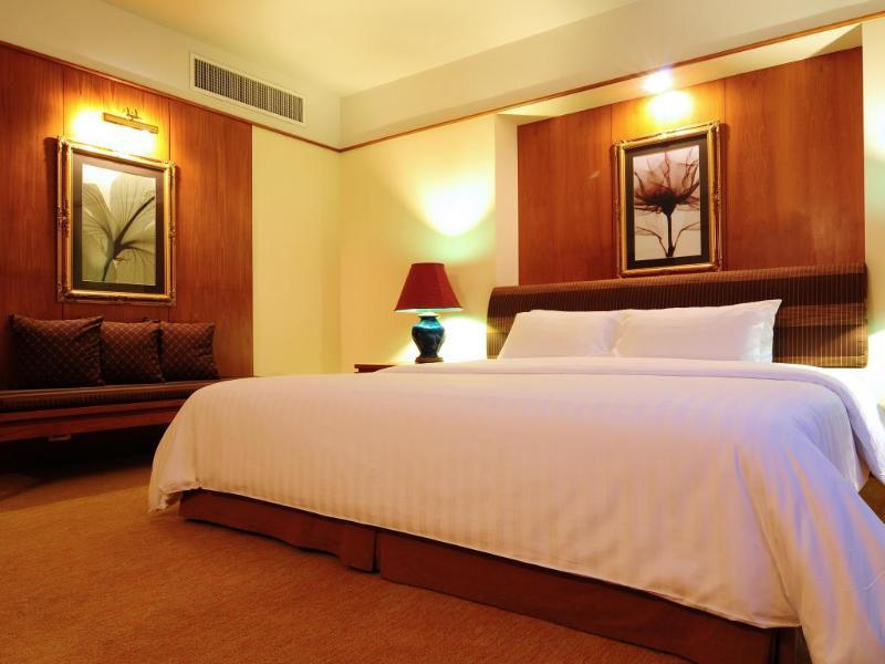 Hotel Pantip 4*