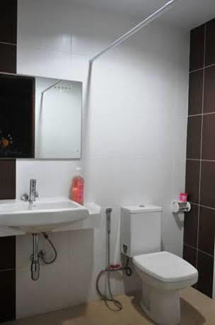 Hotel Base 2*