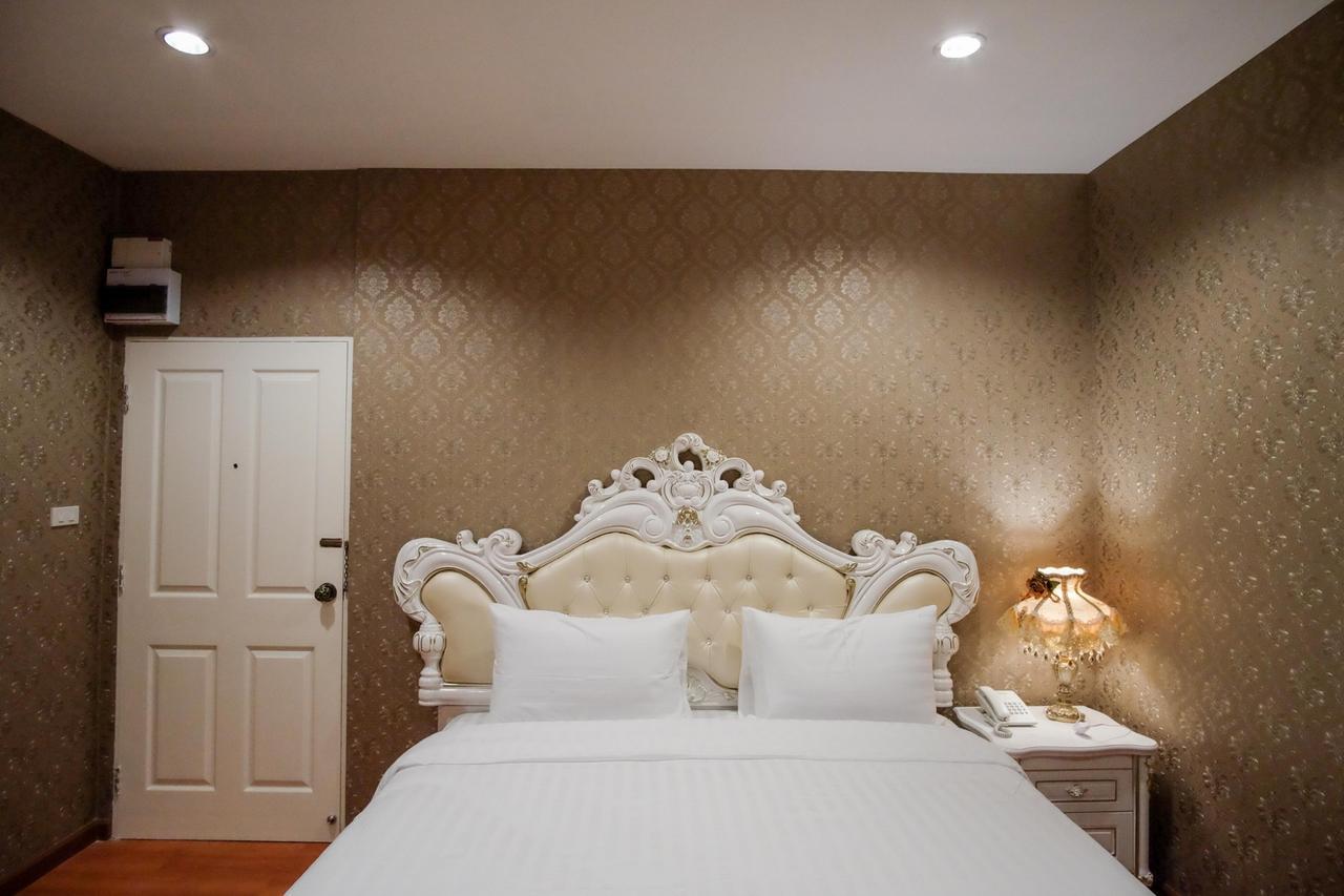 Inn The O-zone Airport 3*