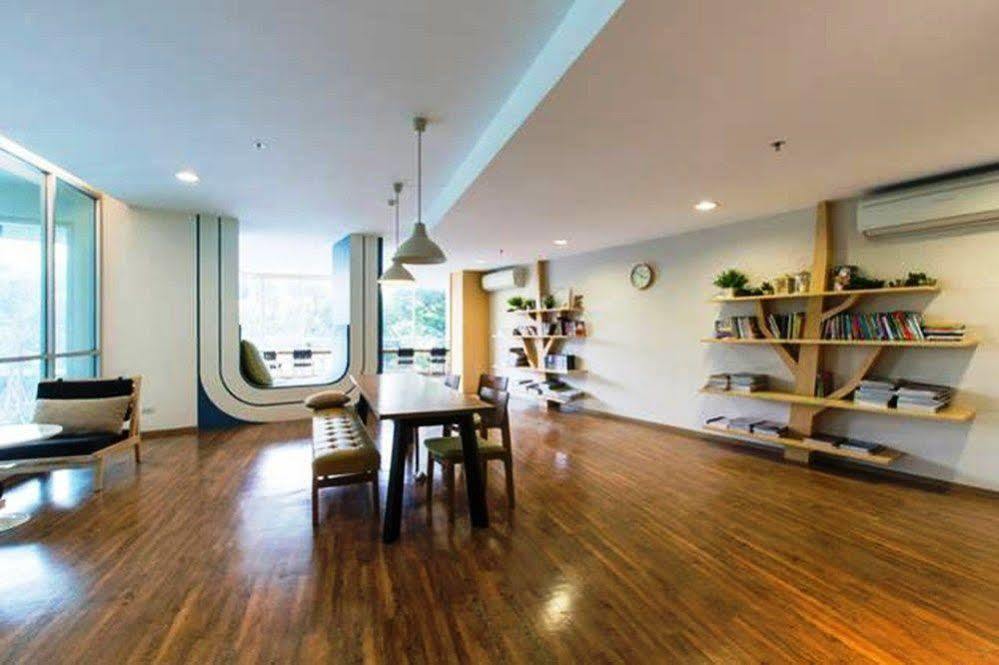 House Of Us, The Superhero * Bangkok