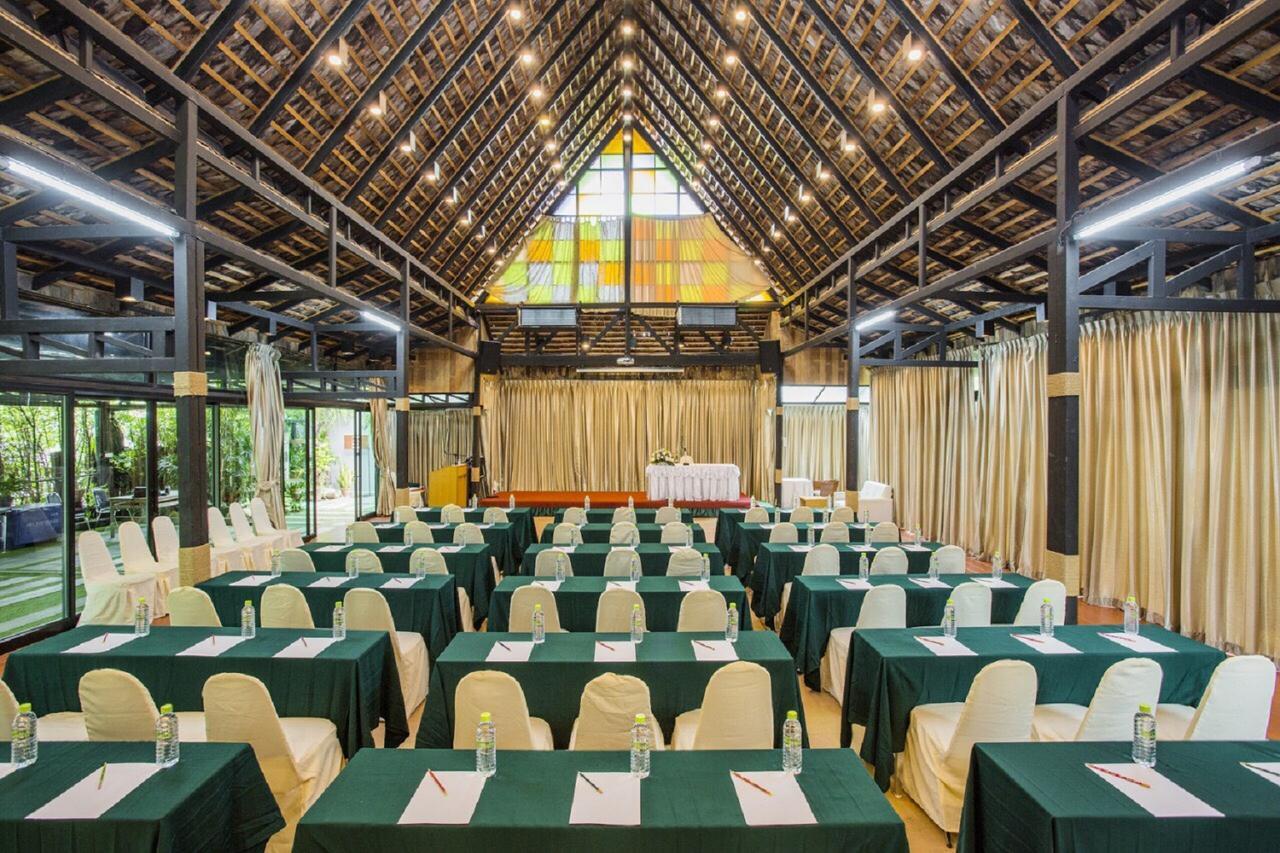The Loft 3*
