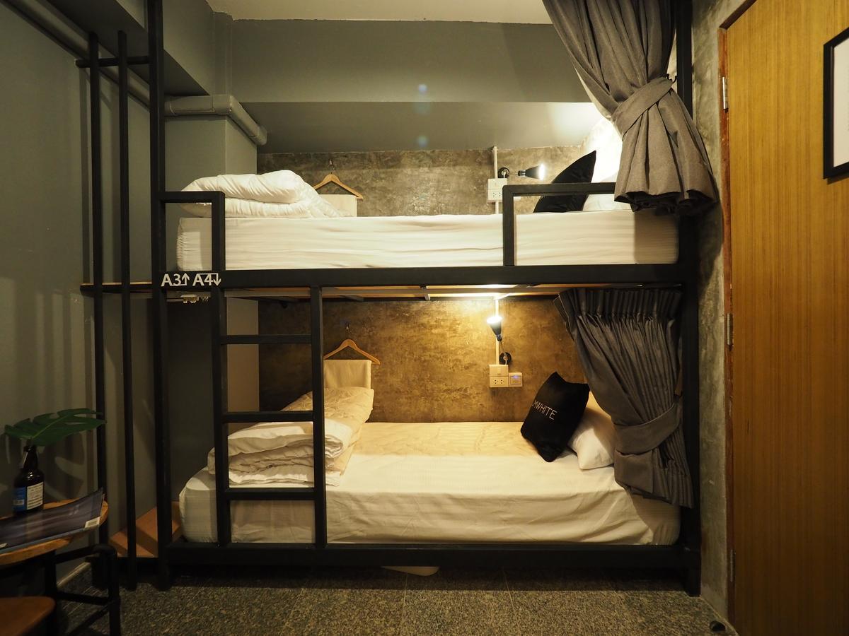 Slumwhite Hostel Bangkok