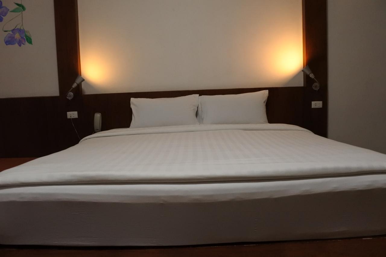 The Executive House 3* Bangkok