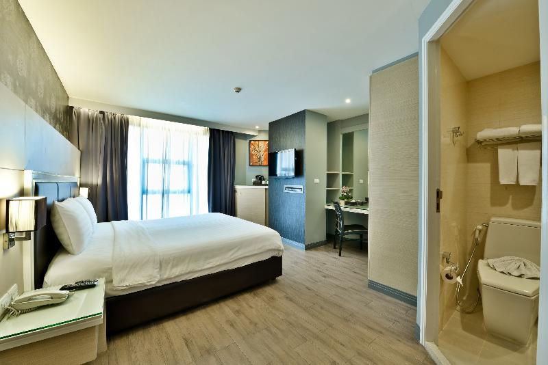 Hotel Prestige Nana 3*