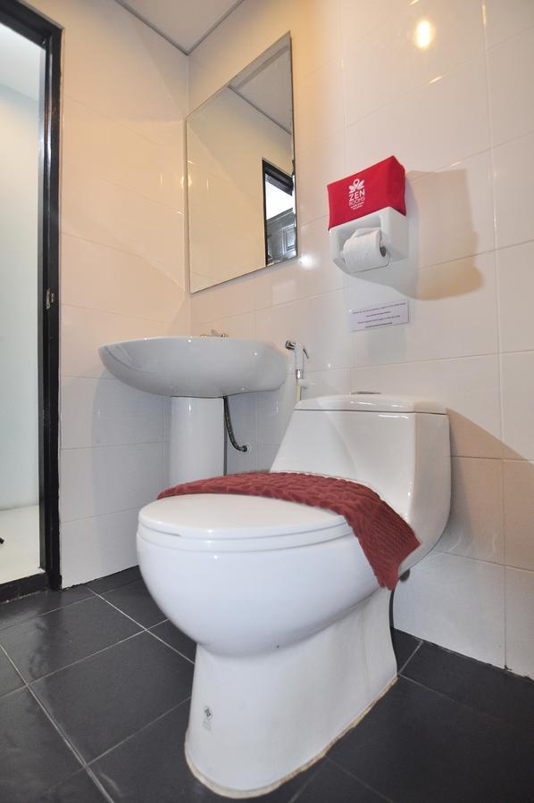 Hotel Zen Kingkaew 45